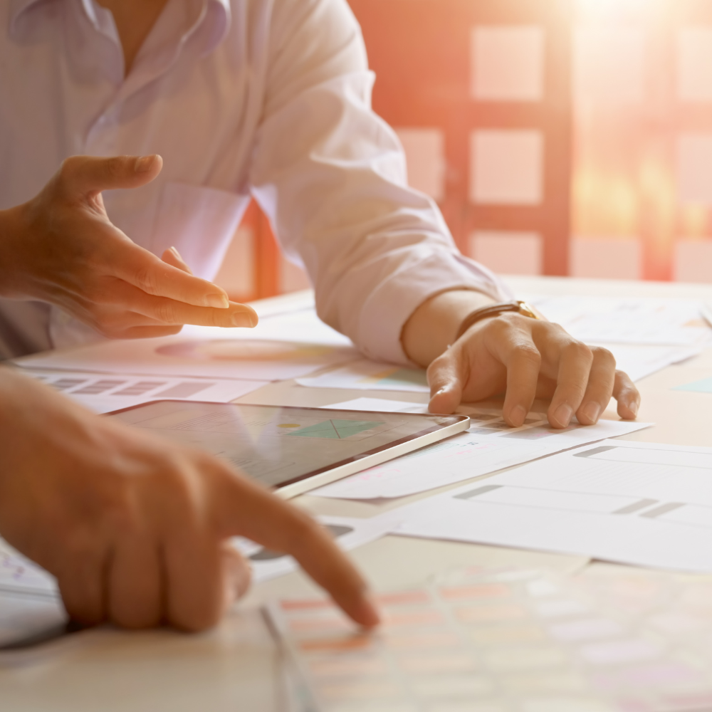 RevOps for HubSpot: A B2B Guide to Maximize ROI